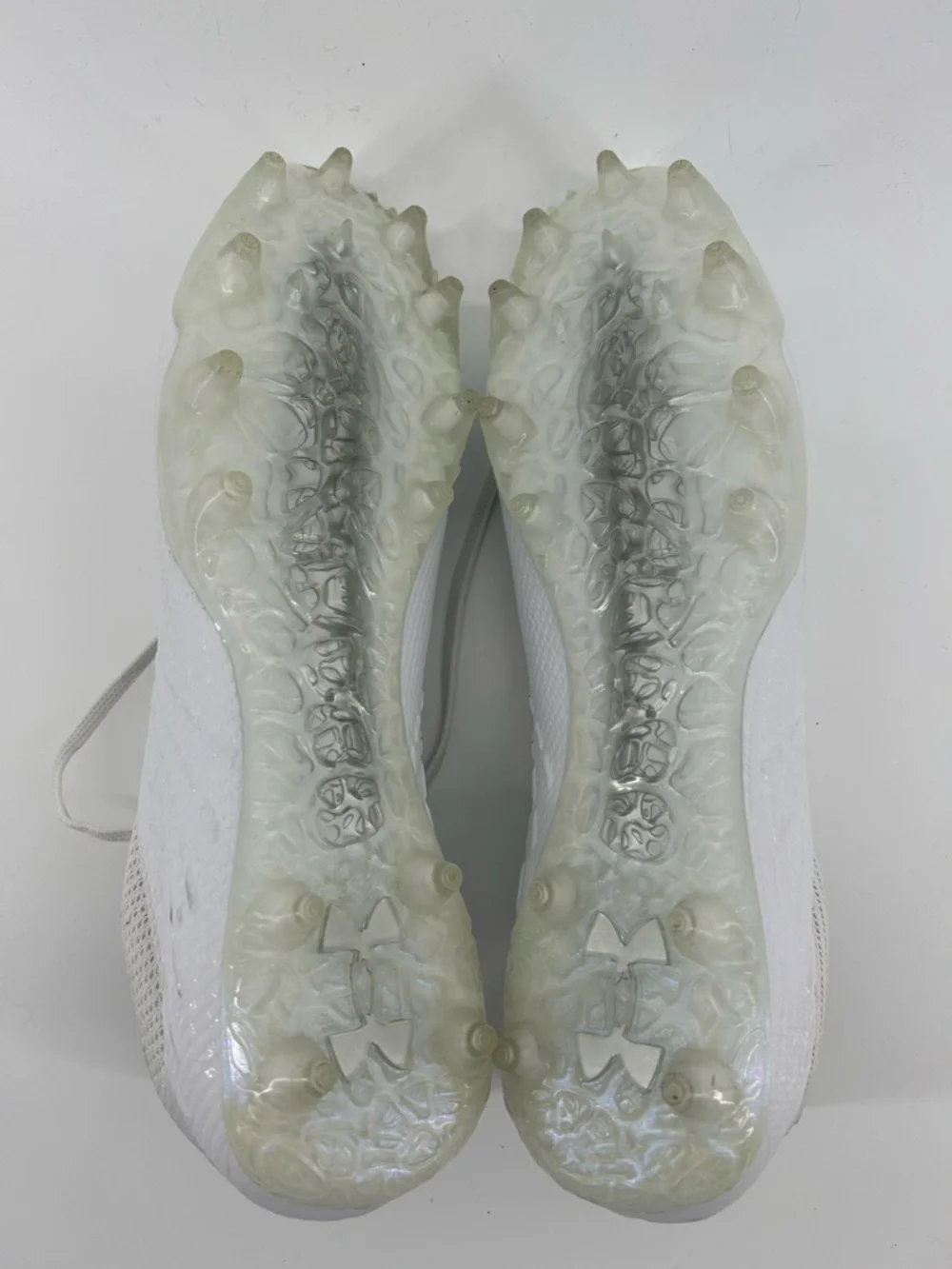 Under Armour White Low-Top Football Cleats Blur Smoke